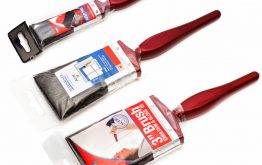 An Introductory Guide to Wallpapering Tools and Decorating Tools